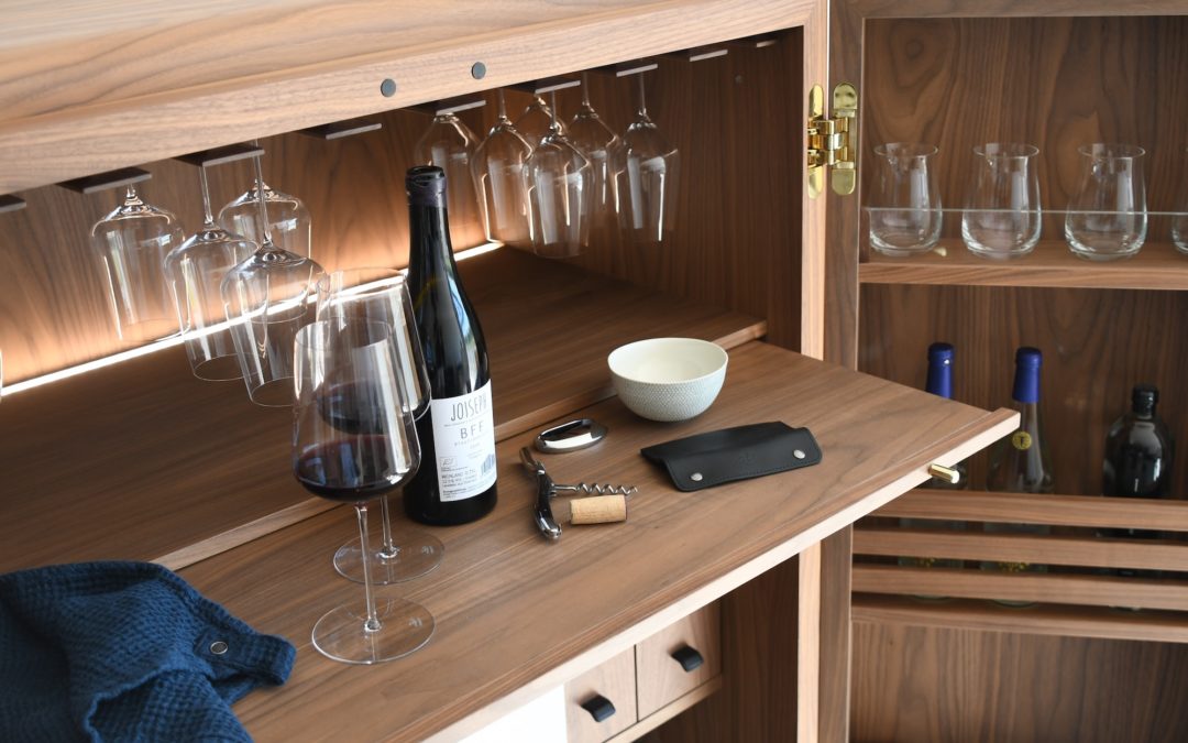 APOGÉE : UN MEUBLE DE DÉGUSTATION DU VIN